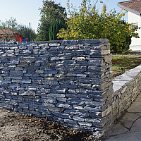 mur en pierre sèche